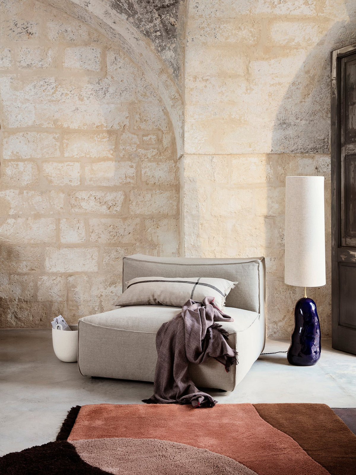 View Tufted Rug, Red Brown