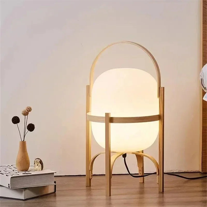 Luzia De Madera Table Lamp