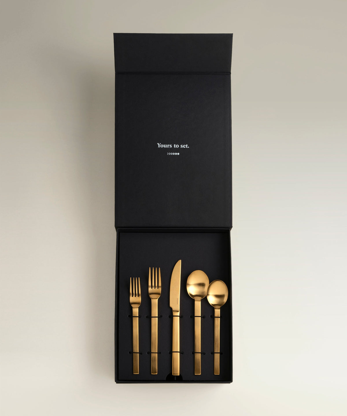 Tomales Four-Person Flatware Settings