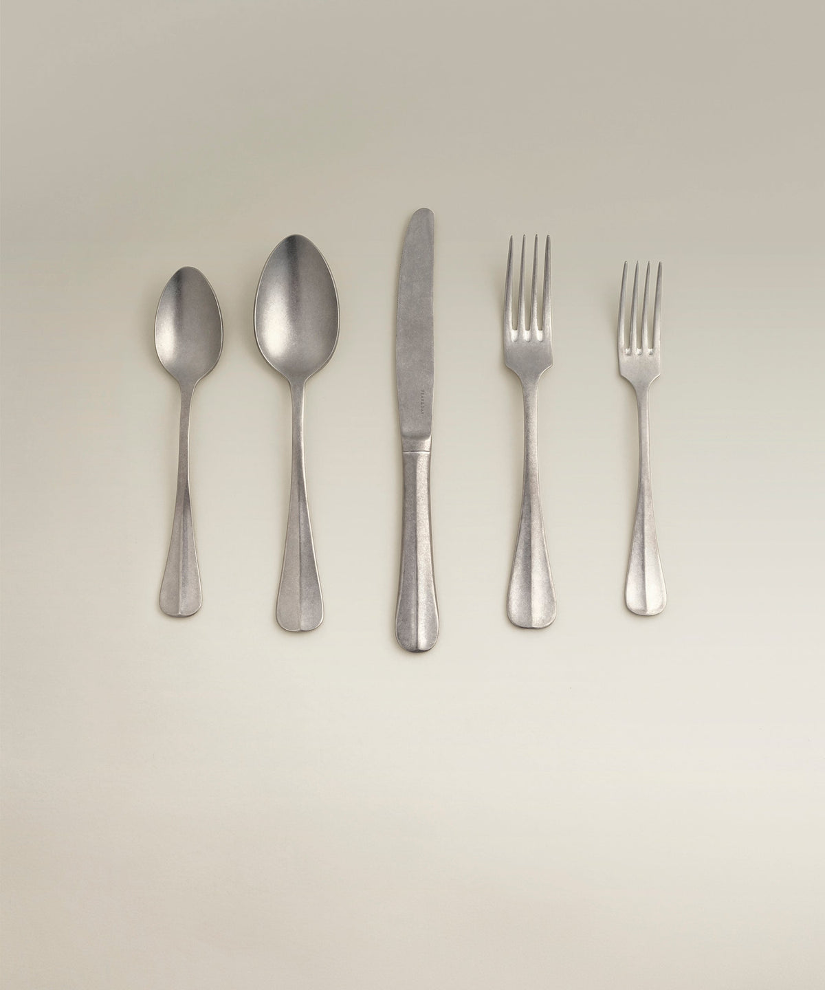 Sea Cliff Four-Person Flatware Settings