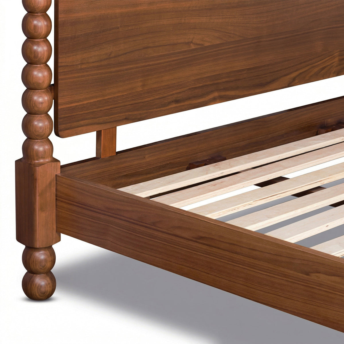 Aberdeen Bed, Walnut, Queen