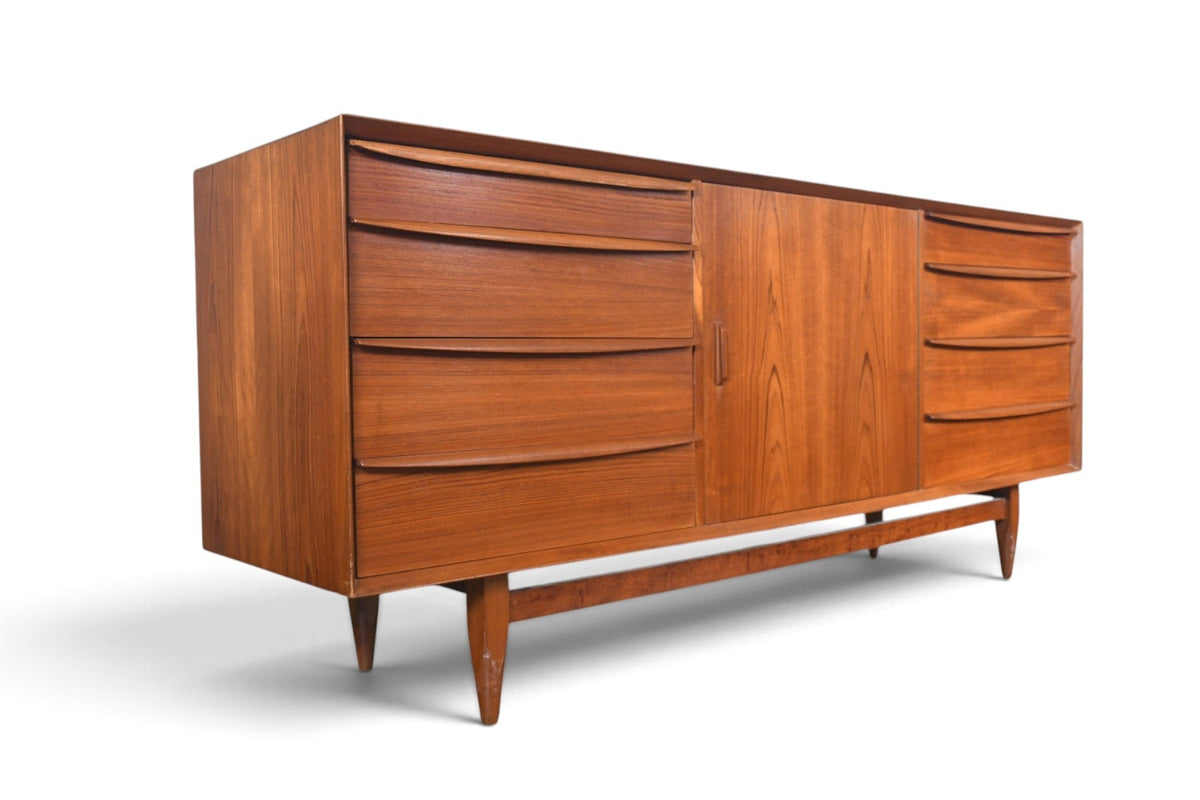 SVEND AGE MADSEN THIRTEEN DRAWER DRESSER IN TEAK