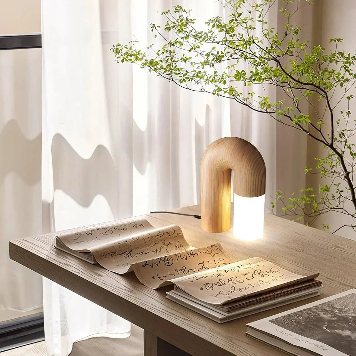 Båglampa Table Lamp