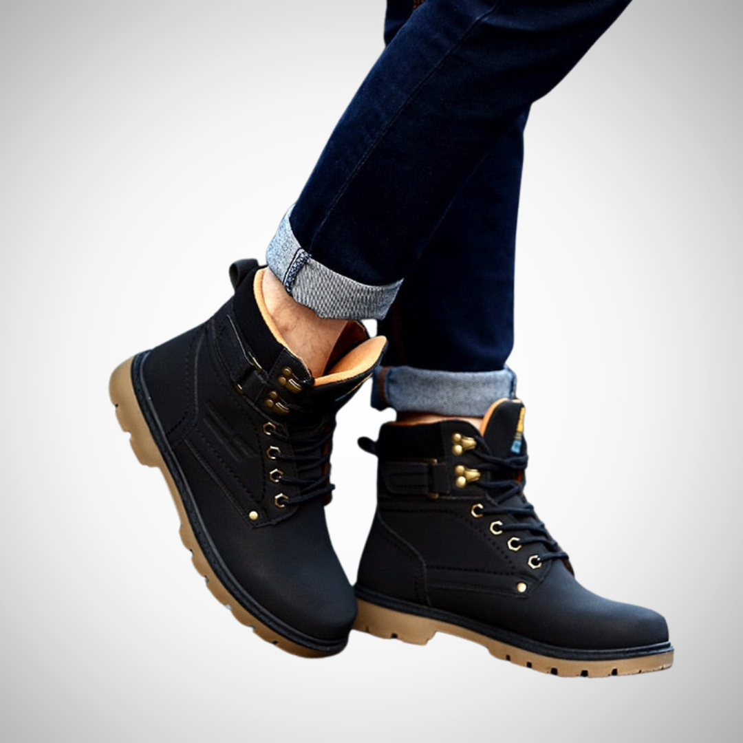 Christoph Traditional Lace-up Boots for Men