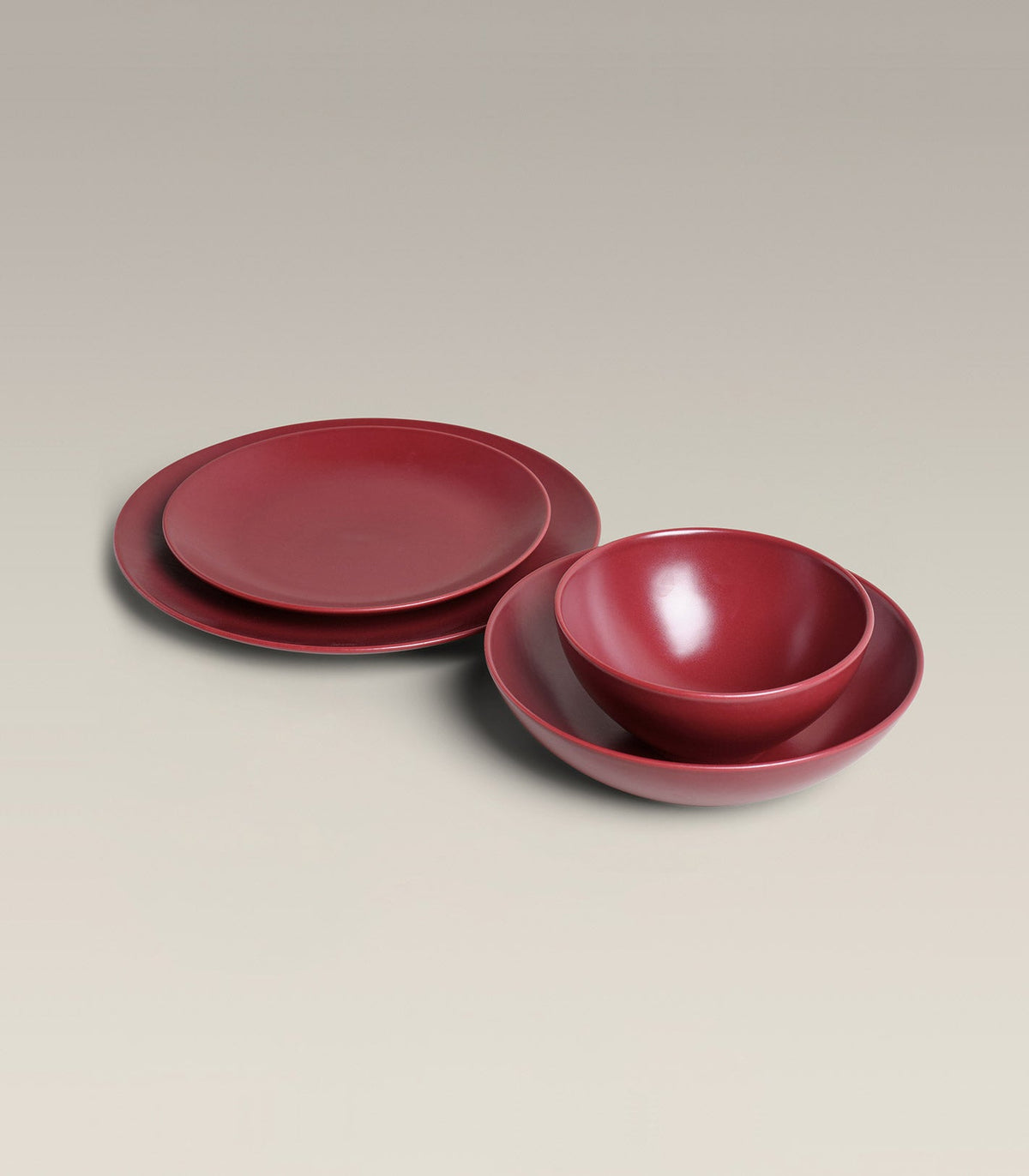 Big Stoneware Plate Set, second full set laid out