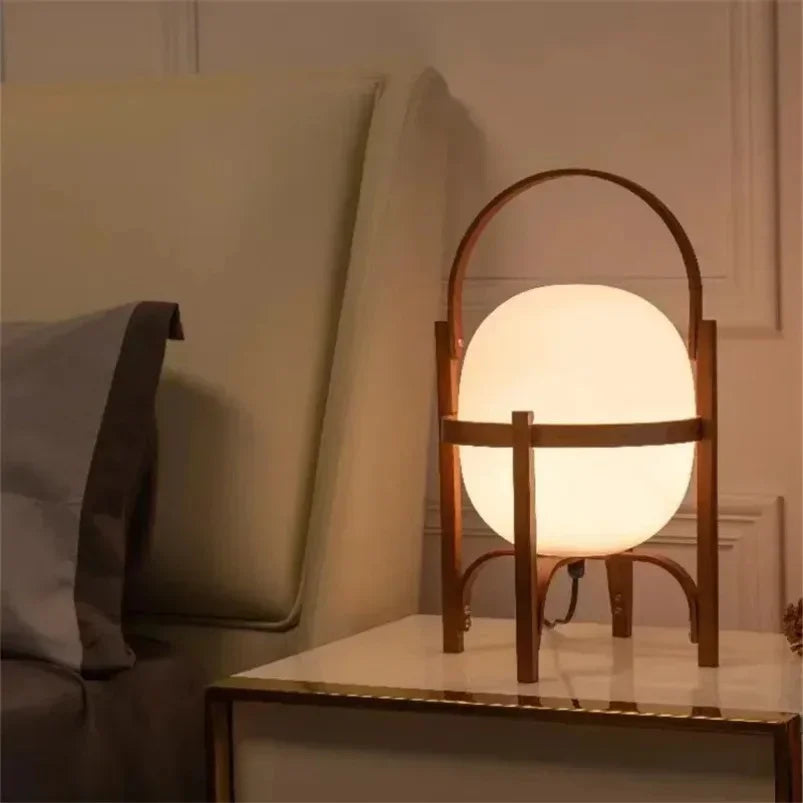 Luzia De Madera Table Lamp