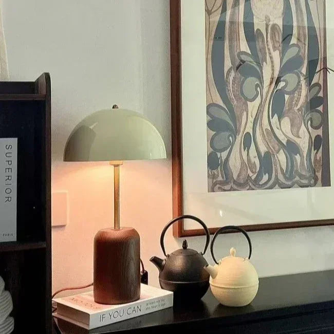 Delphi Table Lamp