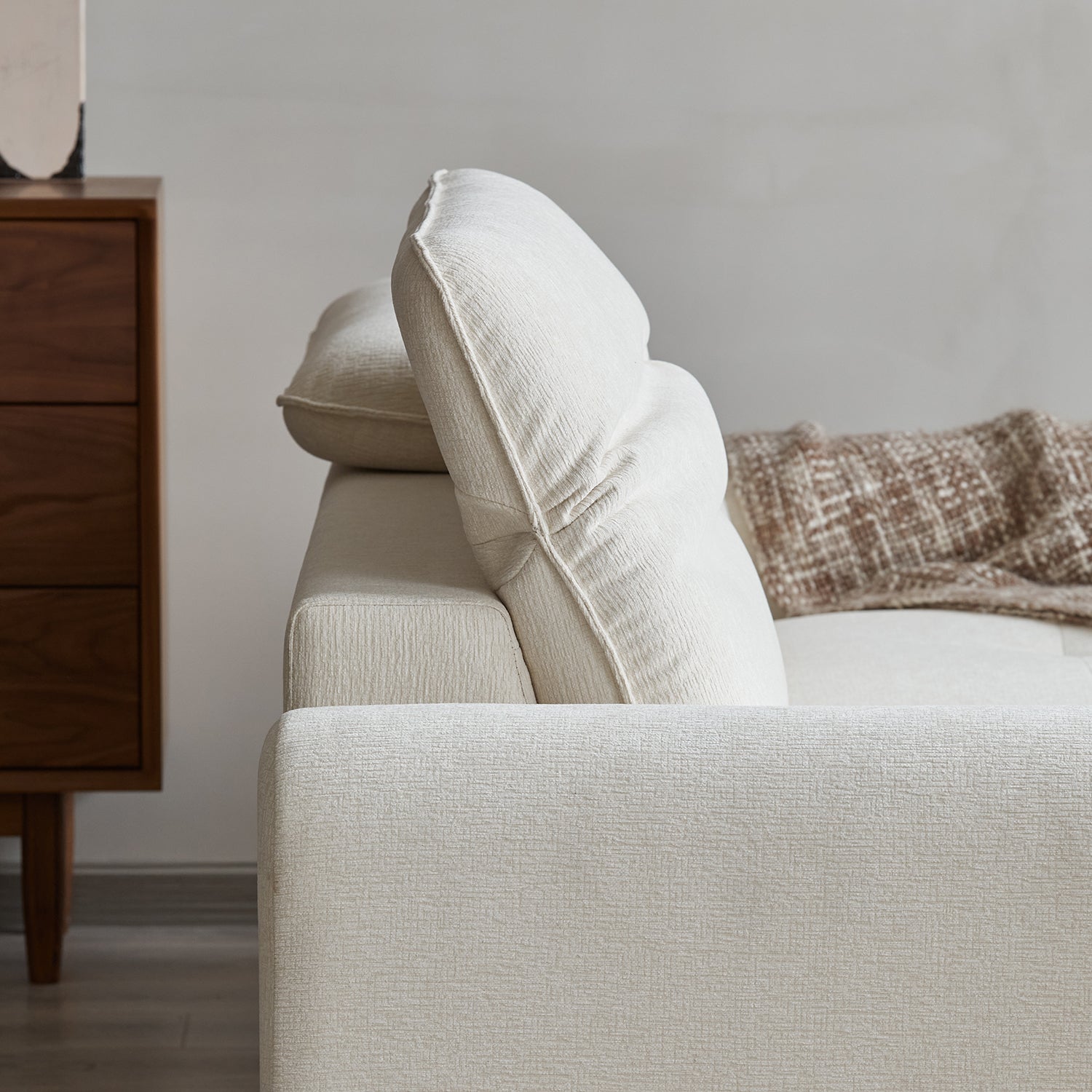 Minimalist Chenille Velvet Fabric 1 Seater Sofa DRIFT