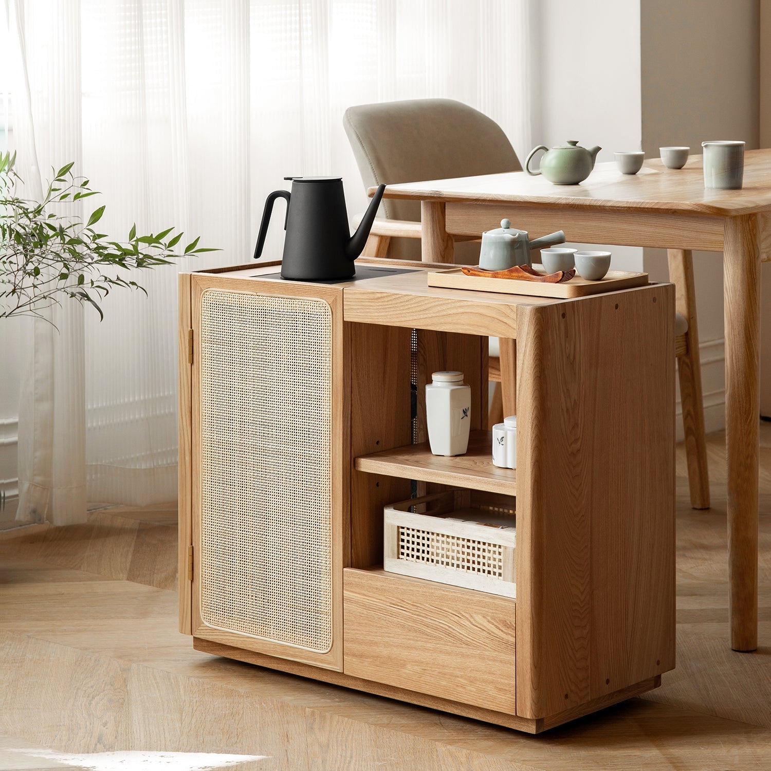 Scandinavian Oak Wood Wheel Tea Side Table VINE