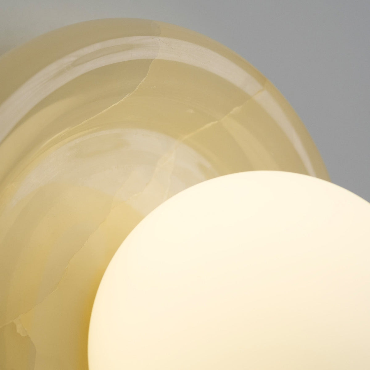 Nara Alabaster cloud stone bubble plate wall Light / sconce