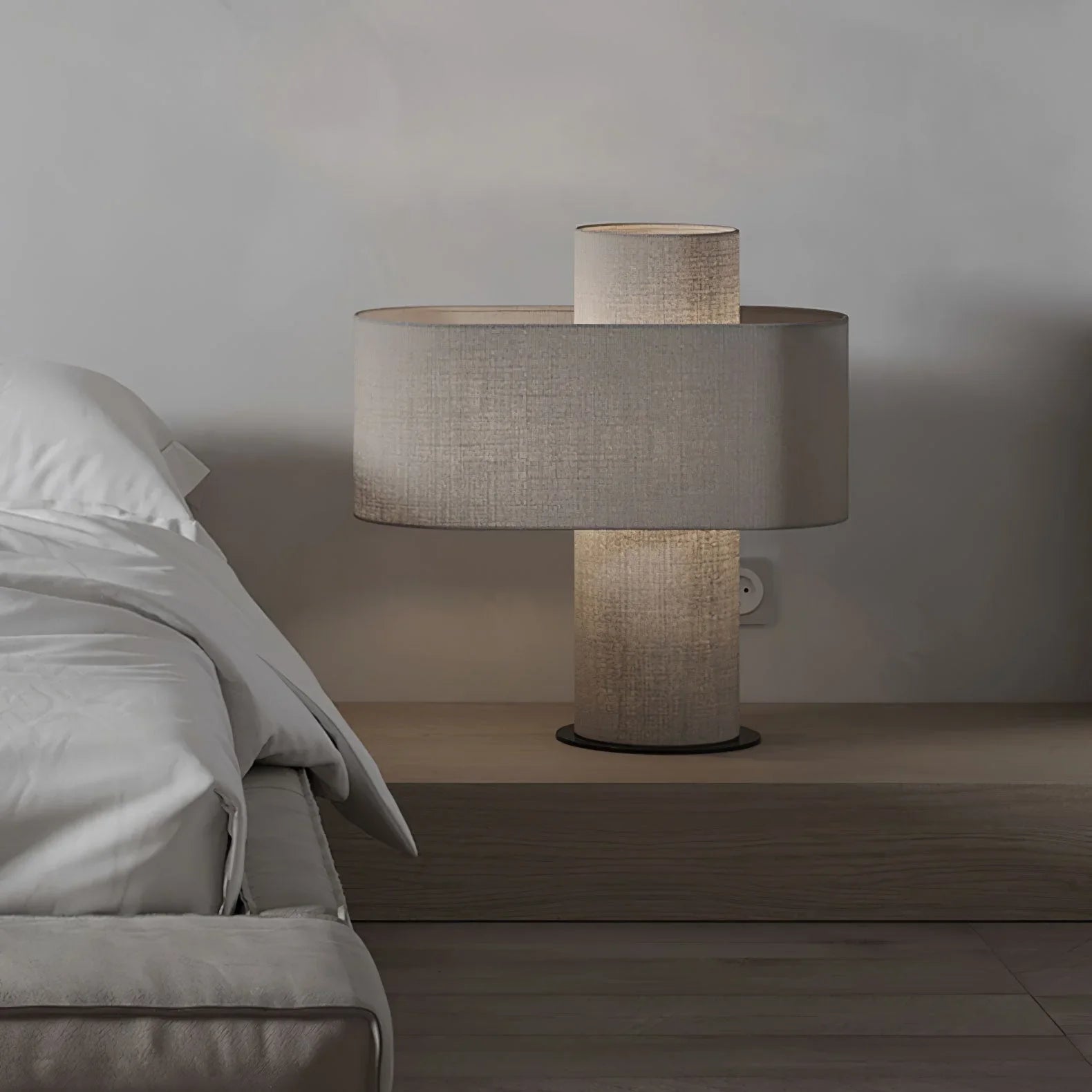 Xaviera Table Lamp