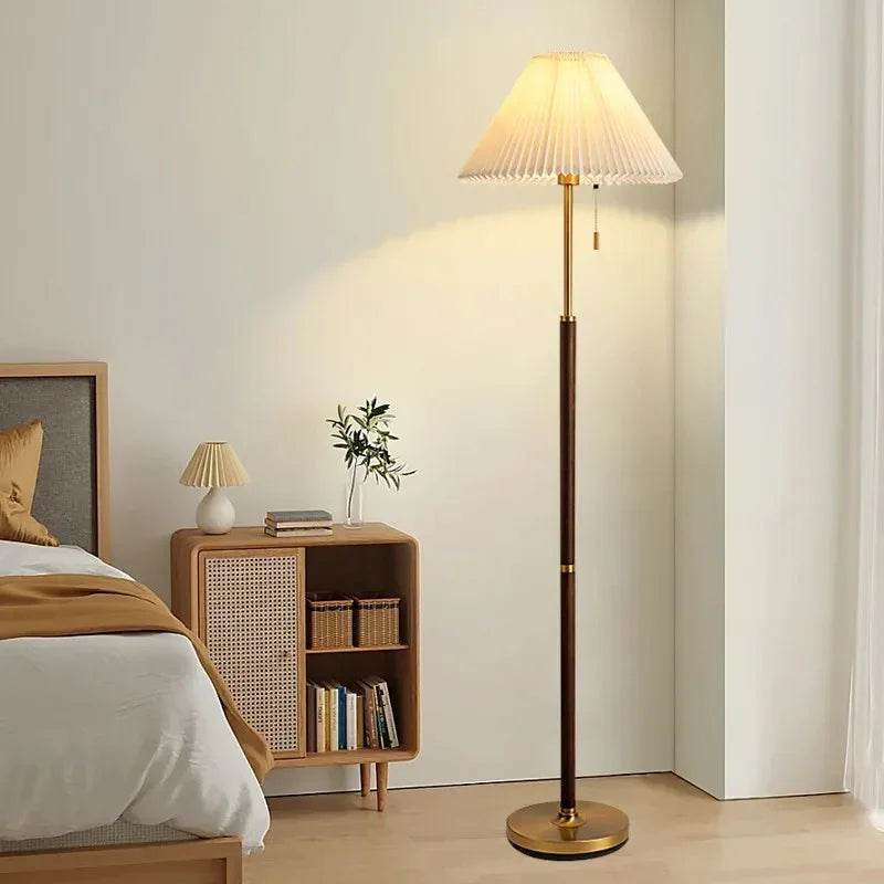 Williamsburg Table & Floor Lamp