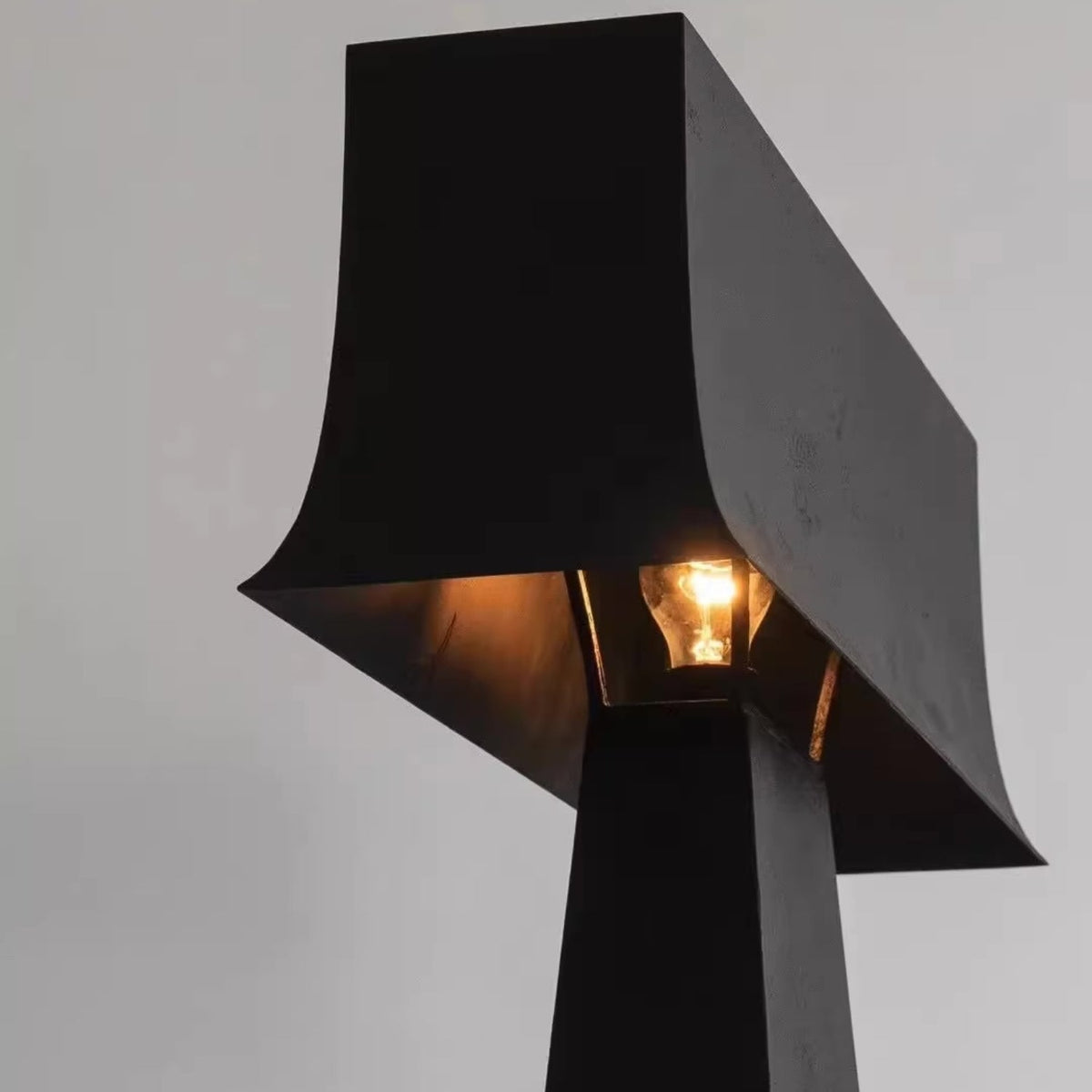 Zita Table Lamp