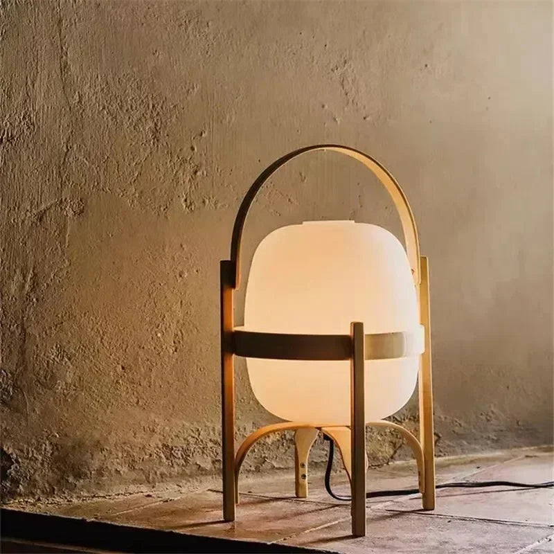 Luzia De Madera Table Lamp