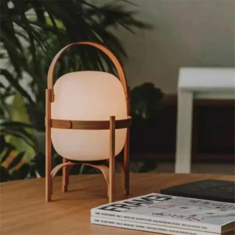 Luzia De Madera Table Lamp