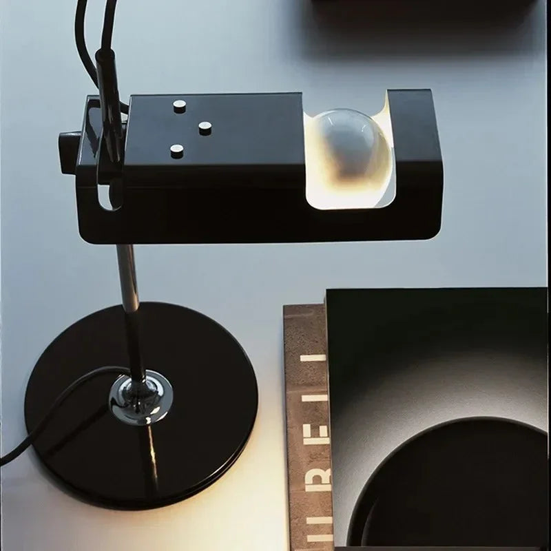 Vita Moderna Table & Floor Lamp