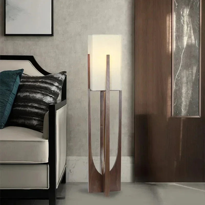 Takashido Table & Floor Lamp