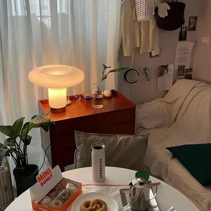 Jeppe Table Lamp