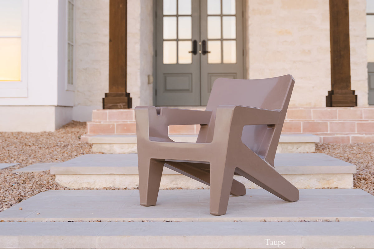 Bask Lounge Chair