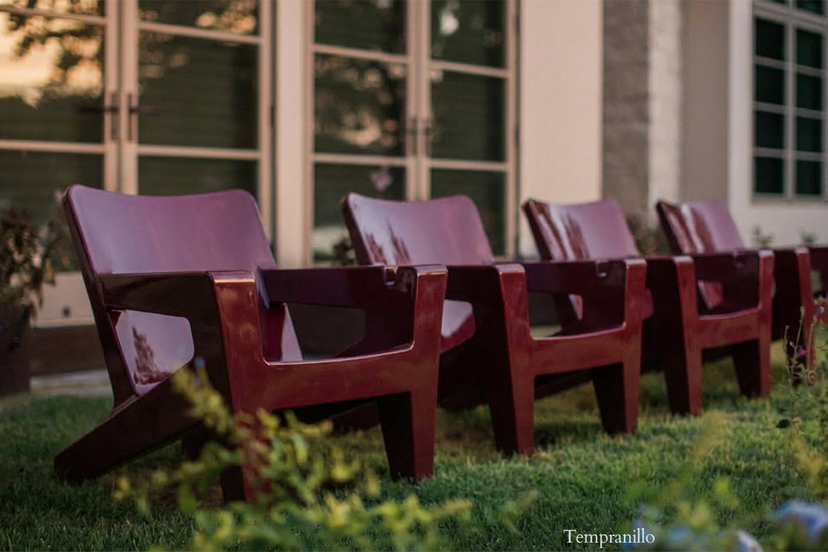 Bask Lounge Chair