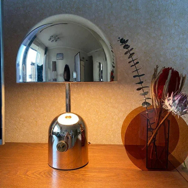 Esempio Table Lamp