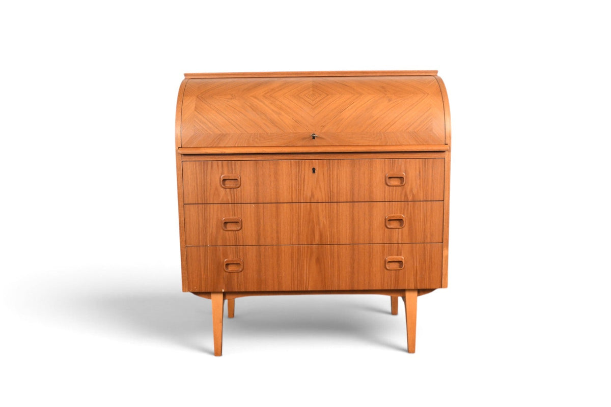 EGON ÖSTERGAARD CURVED TOP SECRETARY DESK IN TEAK