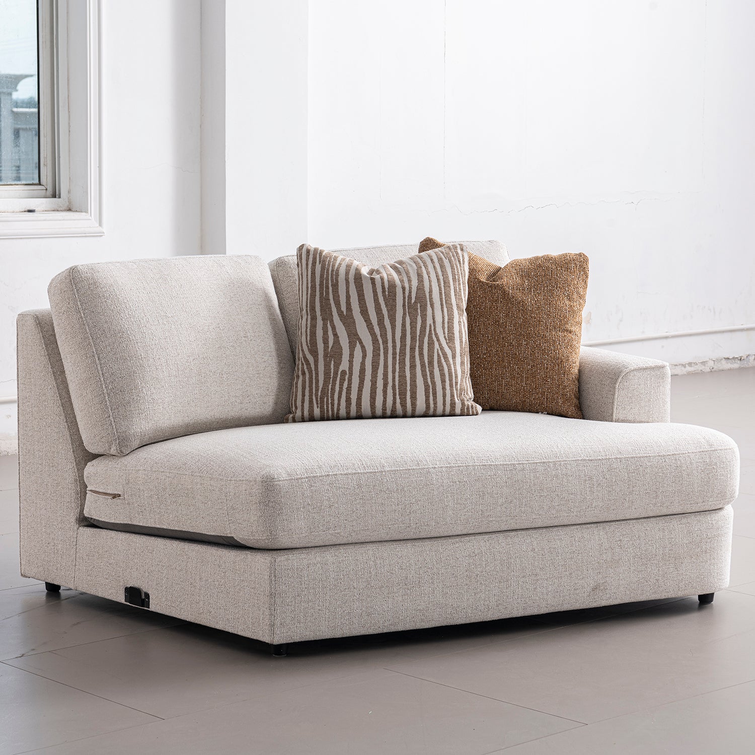 Modern Mixed Weave Fabric Chaise 2 Seater Sofa LUCENT