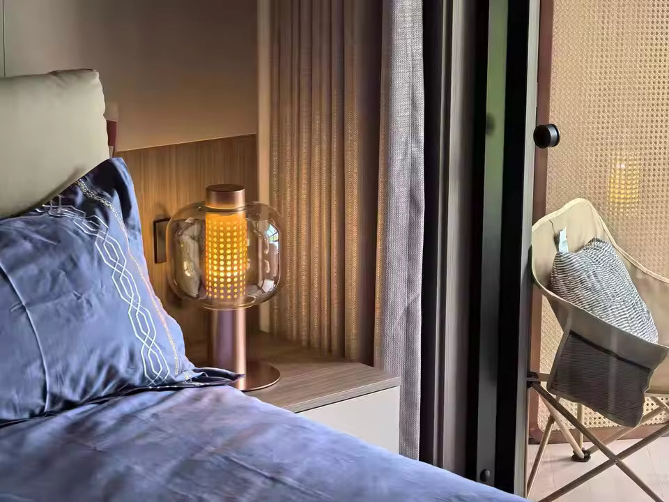 Sofia Glass Table Lamp