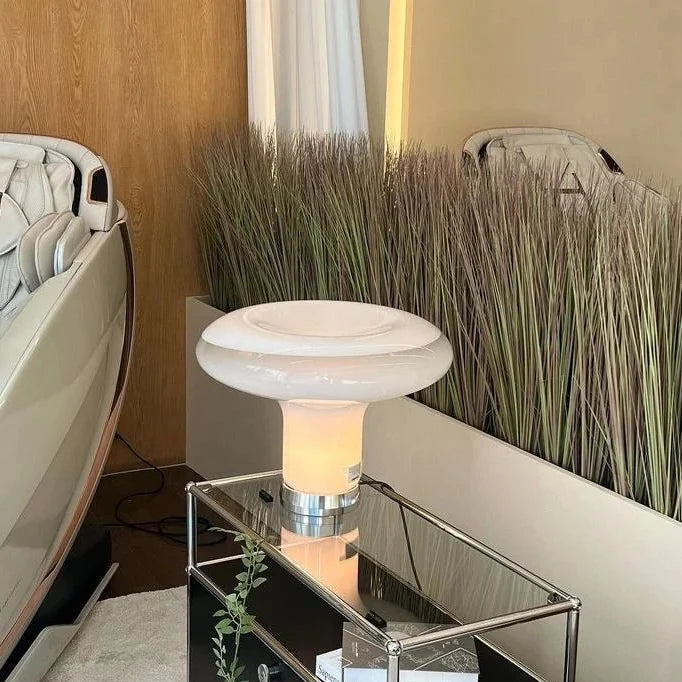 Jeppe Table Lamp