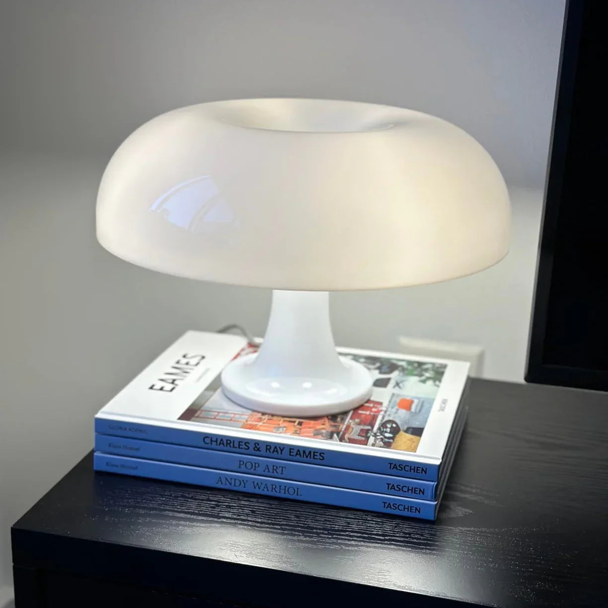 Lucente Table Lamp