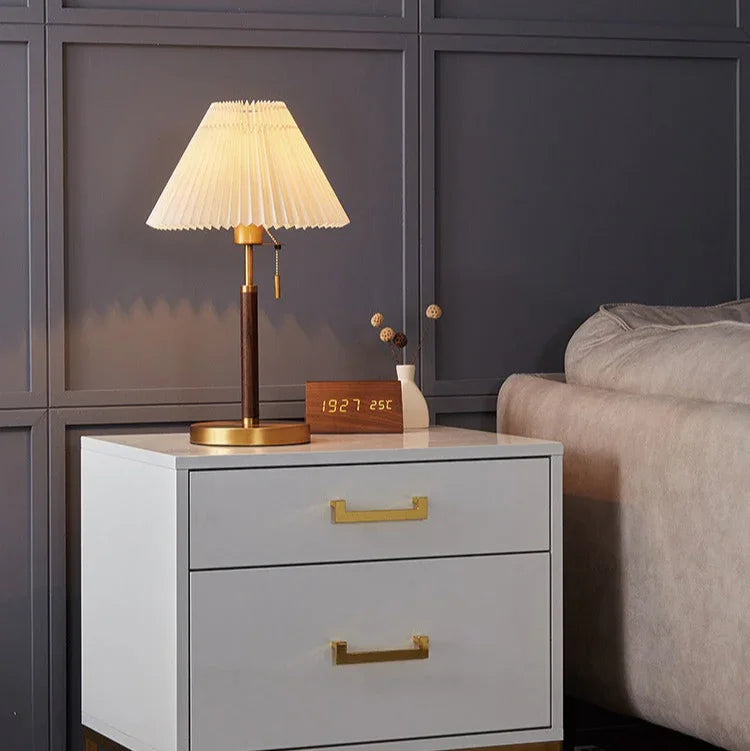 Williamsburg Table & Floor Lamp