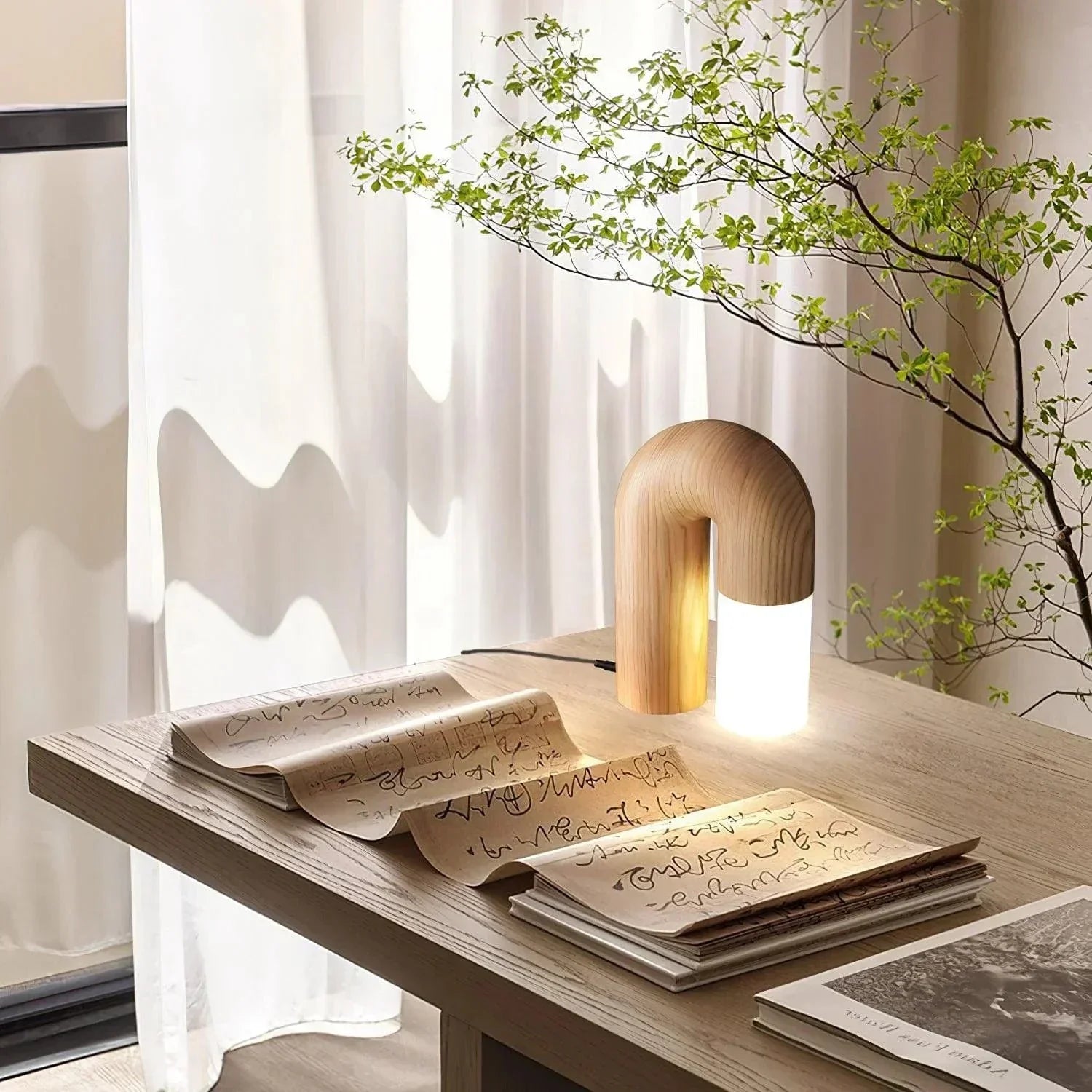 Båglampa Table Lamp
