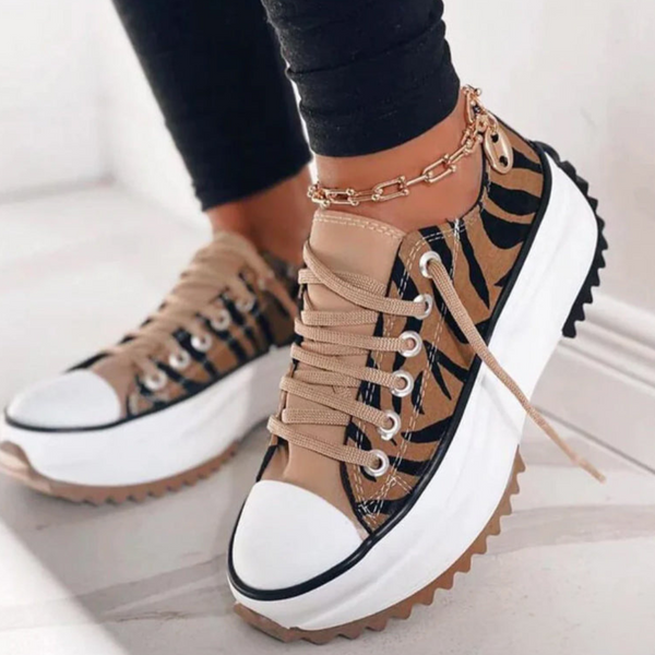 Lulu Vogue Step Sneakers