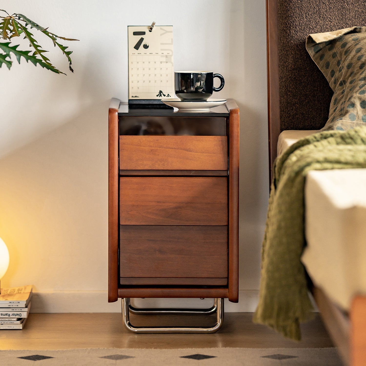 Bauhaus Boxwood Side Table SITA
