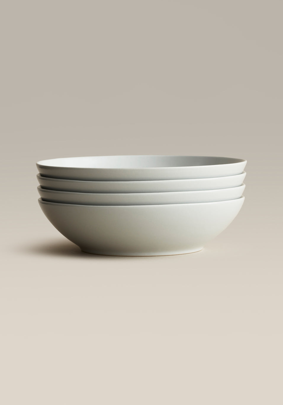 Big Stoneware Bowl Set, single piece close up