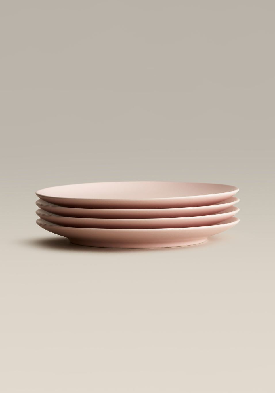 Big Stoneware Plate Set, third single piece close up