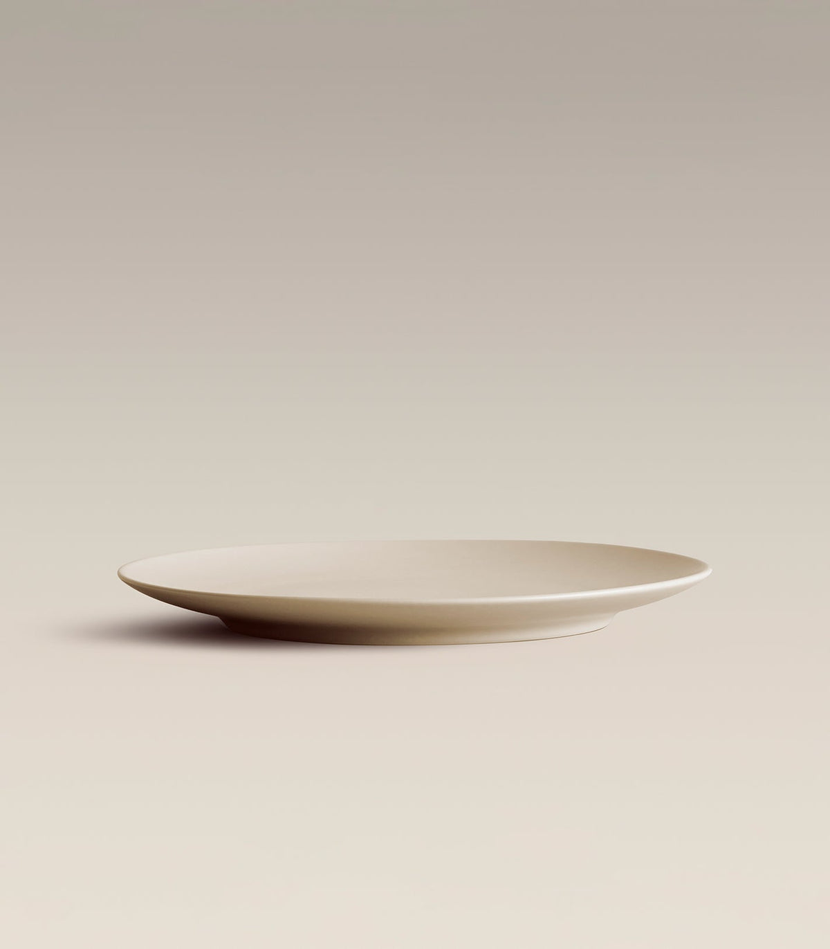 Big Stoneware Plate Set, glaze and finish close up