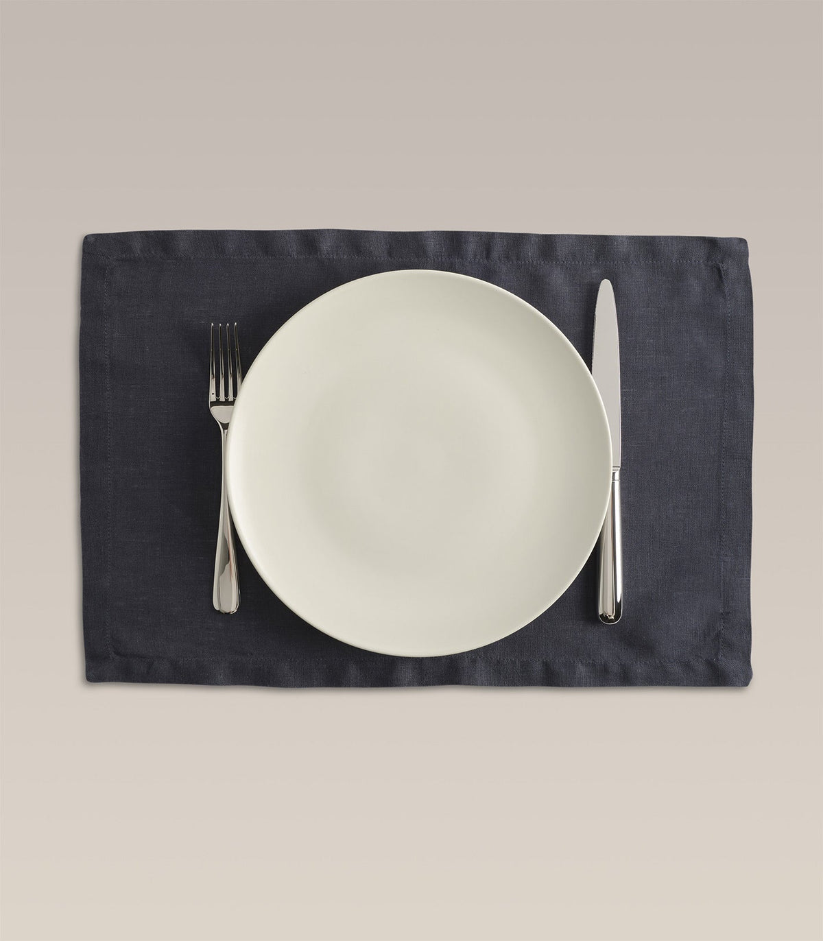 Everyday Linen Placemat Set, colour and finish close up