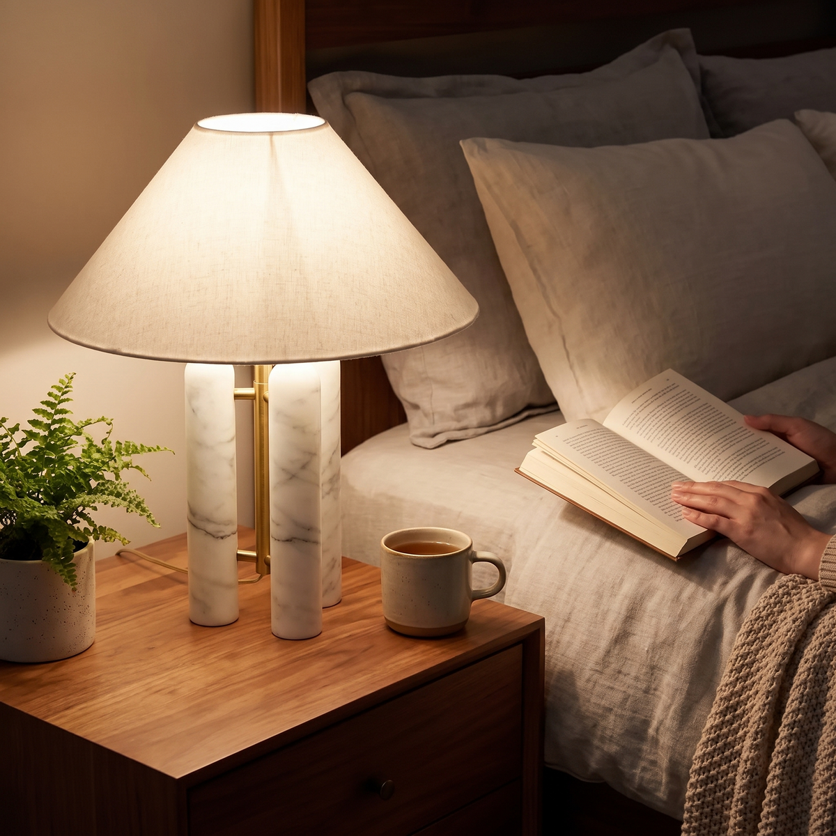 Joonas Table Lamp