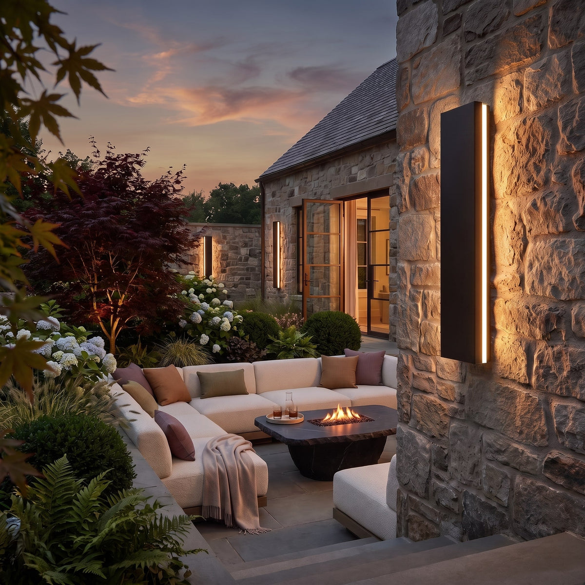 Modern Outdoor Wall Light