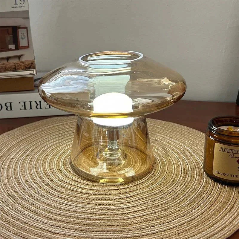 Alaia Table Lamp