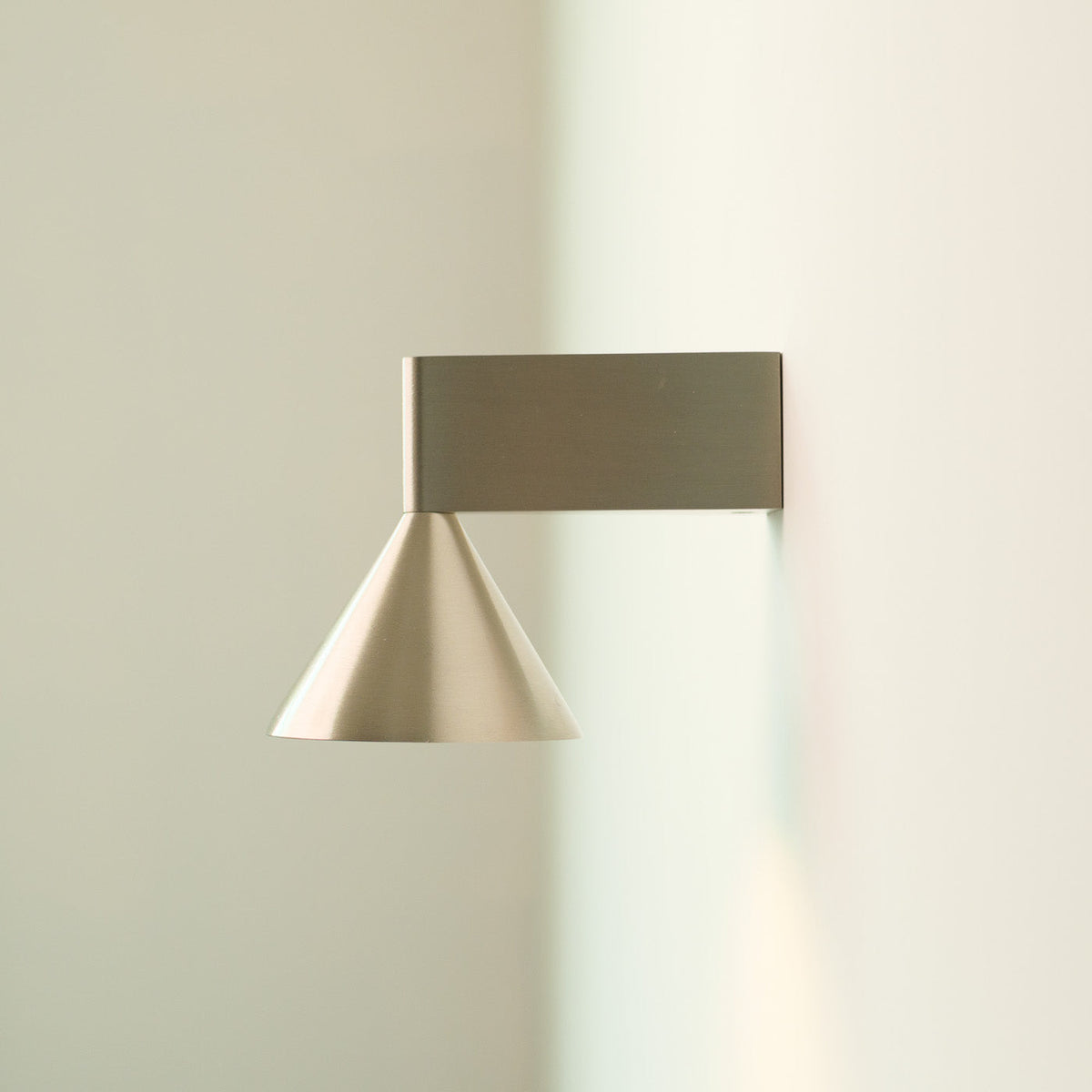 Staccato Modern Minimalist Wall Light