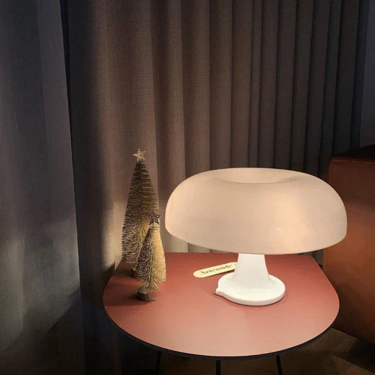 Lucente Table Lamp